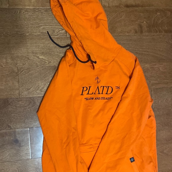 PLATD HOODIE - Picture 1 of 3